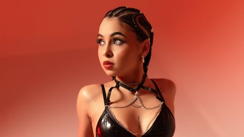Chat With AllissonEstrada Now