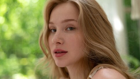 Chat With AmeliaCurtis Now
