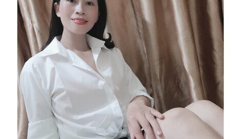 Chat With AnnaMisa Now