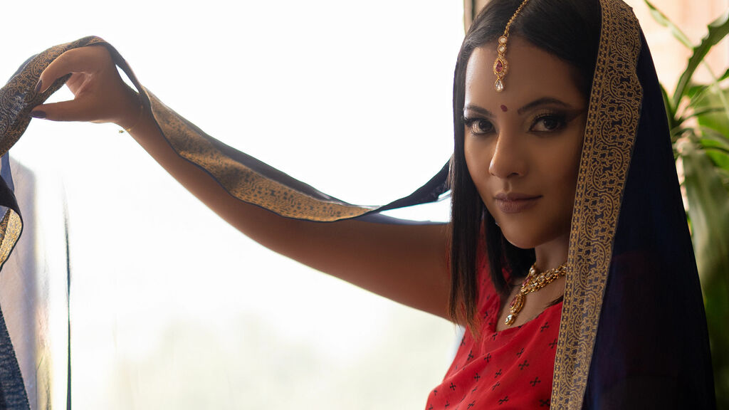 Chat With AnoukChopra Now