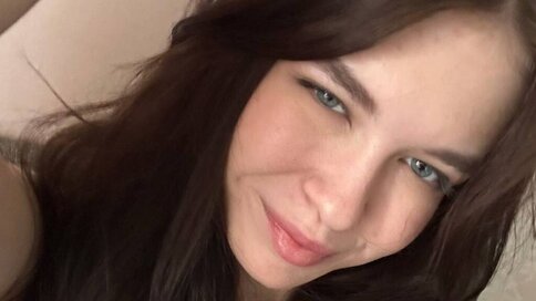 Chat With ArdeliaMchendry Now