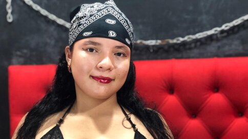 Chat With AuroraFlowers Now