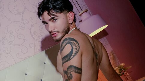 Chat With AxelSpencer Now