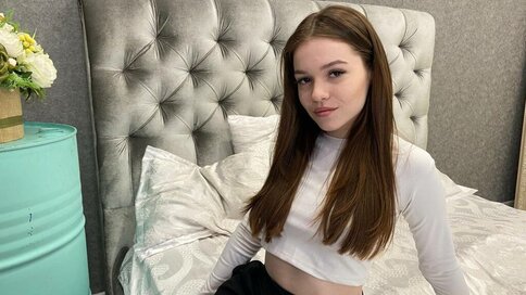 Chat With BriannaHill Now