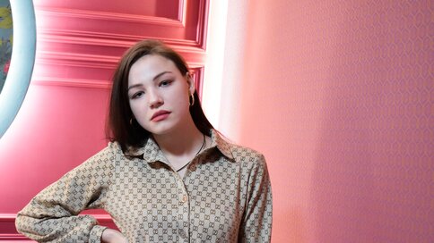 Chat With BrickEmily Now