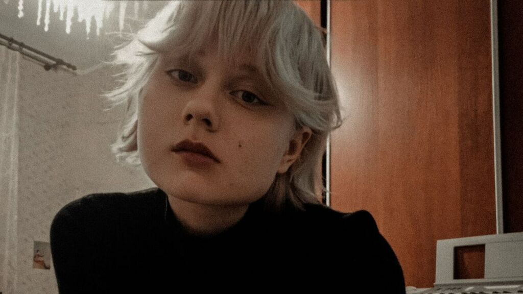 Chat With CarrieBelt Now
