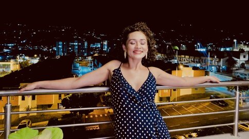Chat With CarrieLambert Now