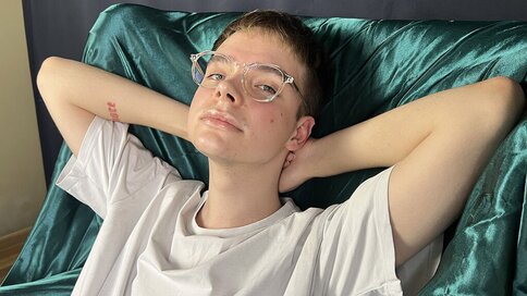 Chat With CharlieMilton Now
