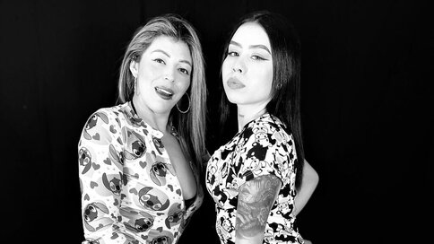 Chat With CharlotteAndSamy Now