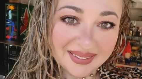 Chat With DannaHan Now