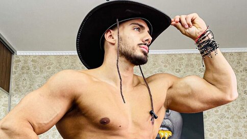 Chat With DustinnKent Now