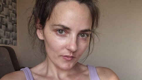 Chat With ElenaKulesza Now