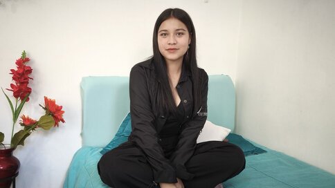 Chat With ElizaJoones Now