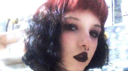 Chat With ElwineHammond Now