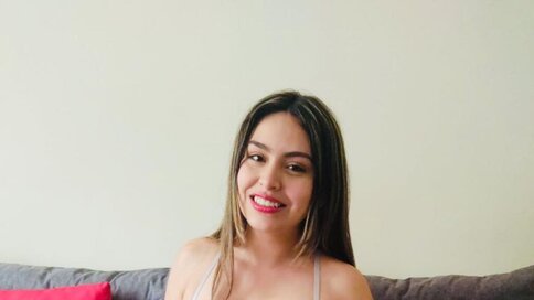 Chat With EmileeLimiti Now