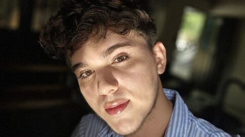 Chat With ErosGeorgiou Now