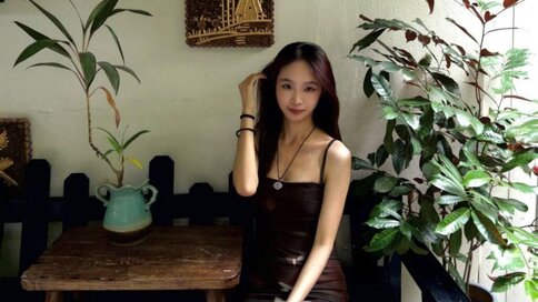 Chat With HarrietHelen Now