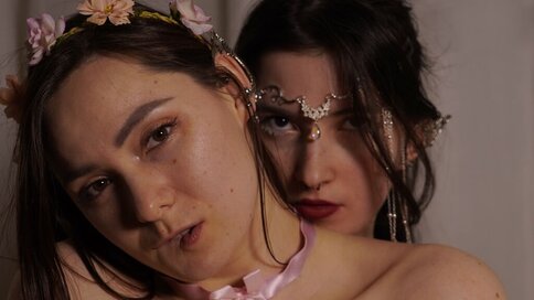 Chat With HildAndWilone Now