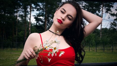 Chat With IlonaLyn Now