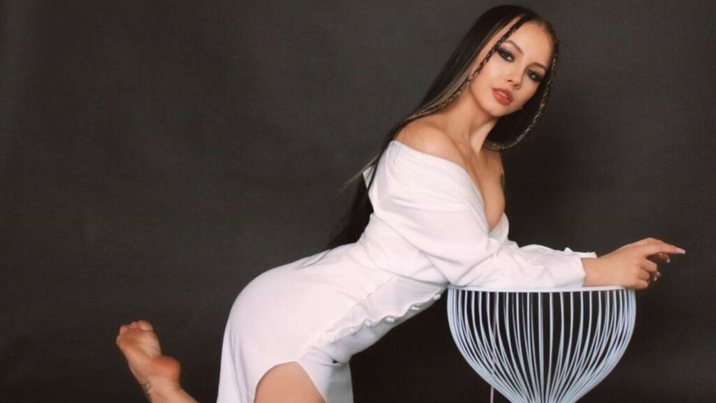 Chat With KameliaHunter Now