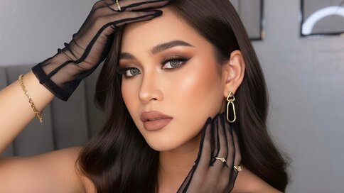 Chat With KarlieHunt Now