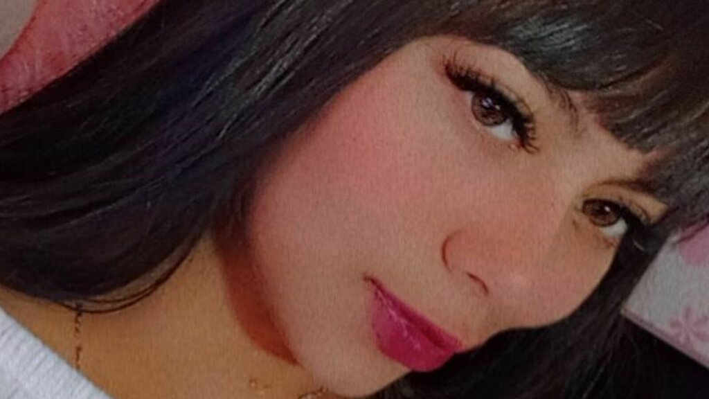 Chat With KaterineMorales Now