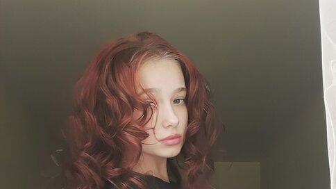 Chat With KristiHendricks Now