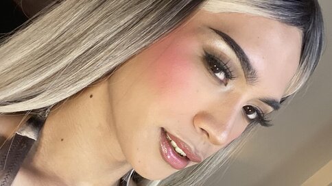 Chat With LavidaLopez Now