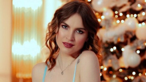 Chat With LaylaReve Now