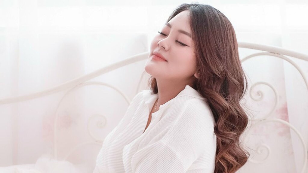 Chat With LettyPhan Now