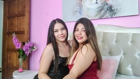 Chat With LizzaMia Now