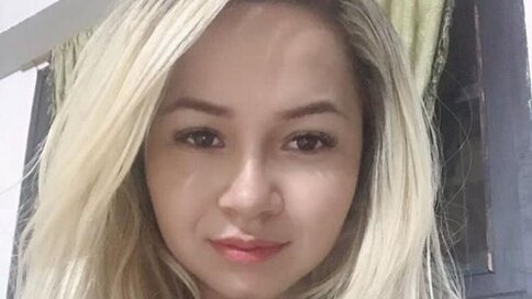 Chat With LollyBelle Now