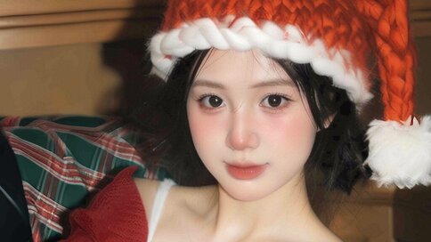 Chat With LucidaAurora Now