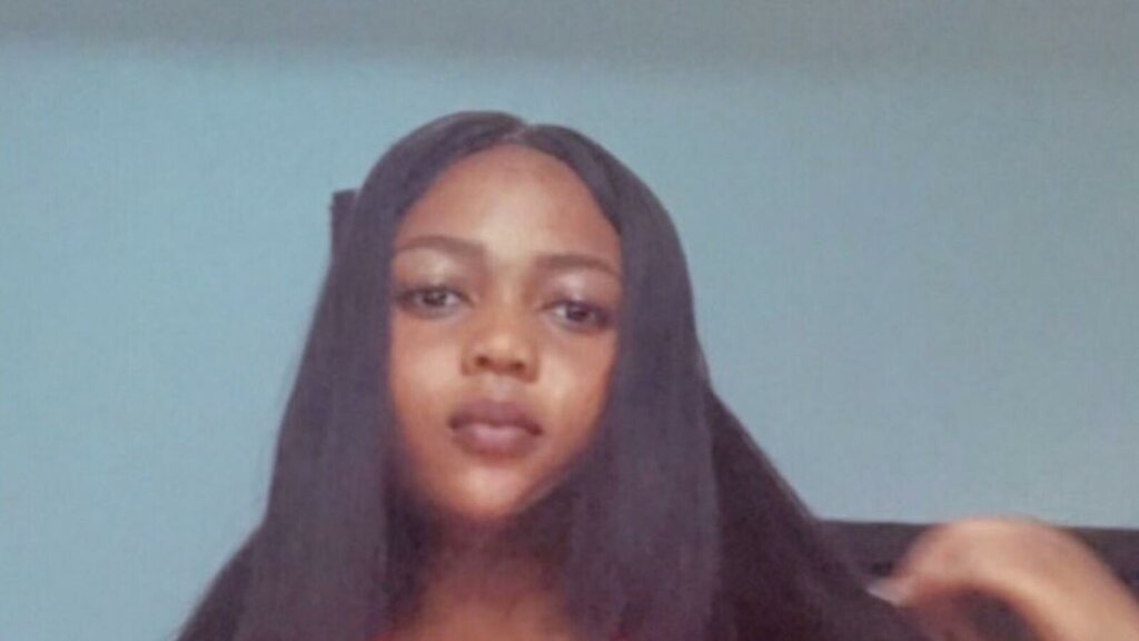 Chat With LydiaPowells Now