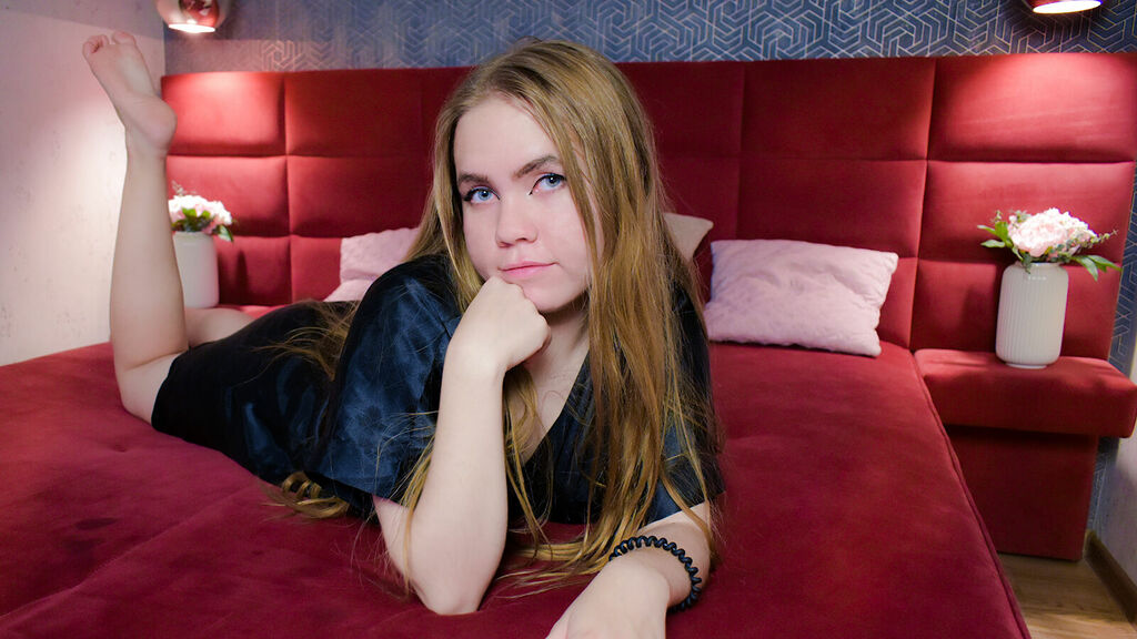 Chat With MabelHeart Now
