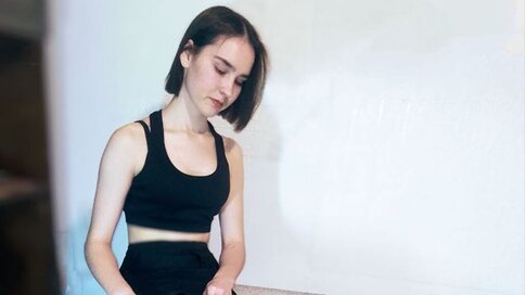 Chat With MariamEdgin Now