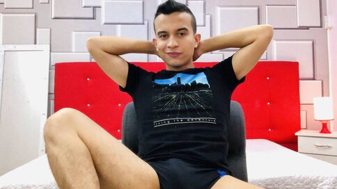 Chat With MaxCol Now