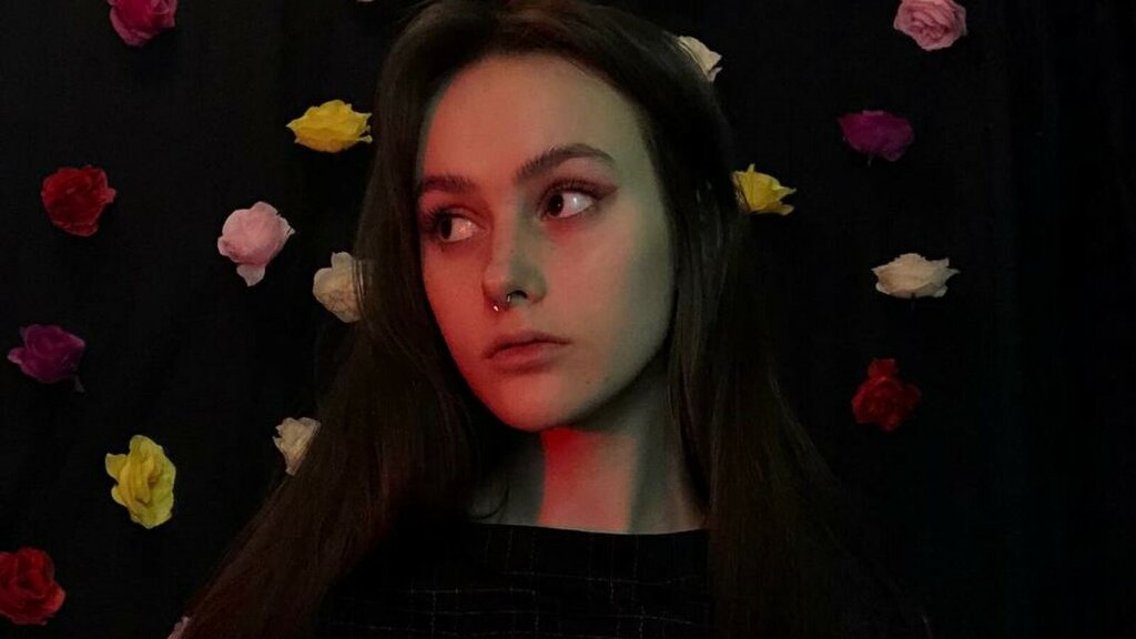Chat With MelaniaEdwards Now