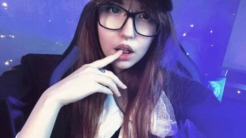 Chat With MiaCadence Now