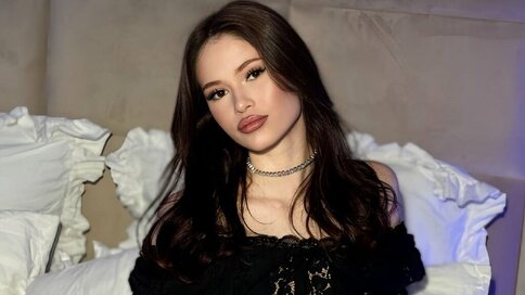 Chat With MollyBreyd Now