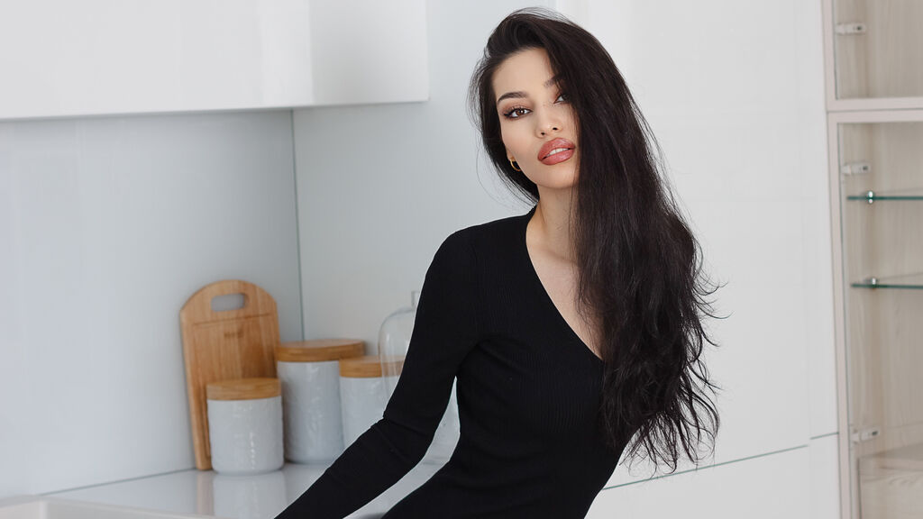 Chat With MorganaBlanche Now
