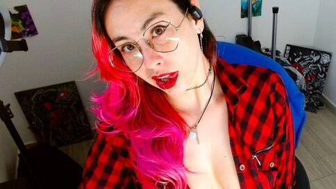 Chat With NatashaLau Now