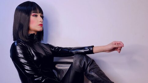 Chat With PaulineMateo Now