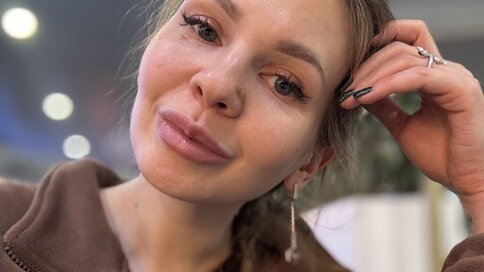 Chat With ReginaRedFlame Now