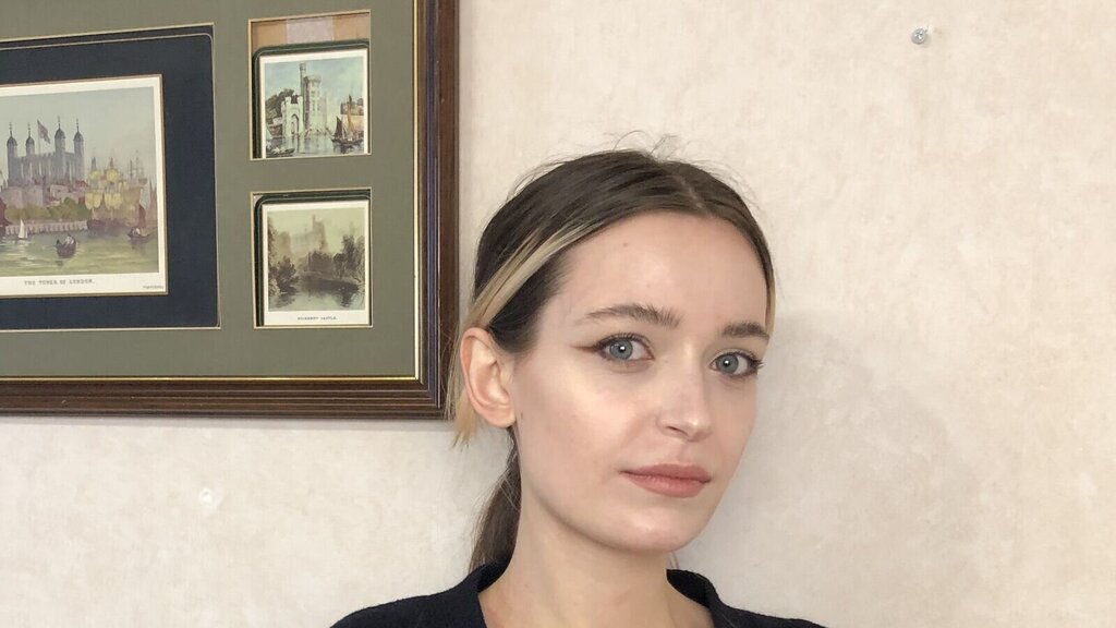 Chat With RosaliaFilippi Now