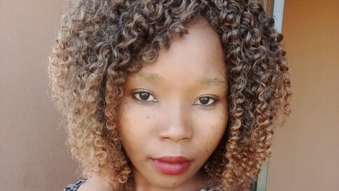 Chat With SadeKnott Now