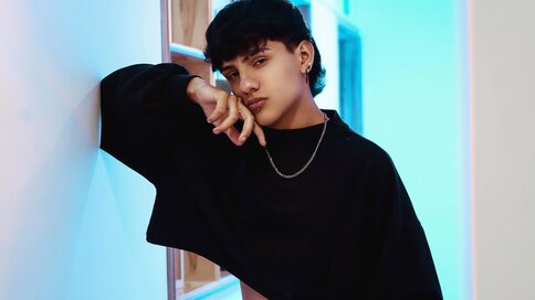 Chat With SamMars Now