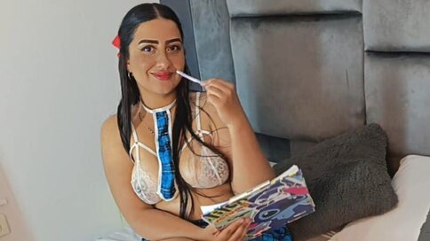 Chat With SamanthaStonne Now