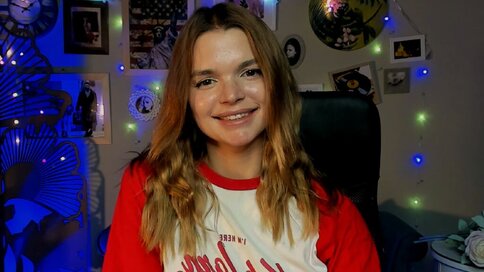 Chat With SaraGolben Now