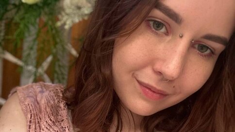 Chat With SarahKirny Now